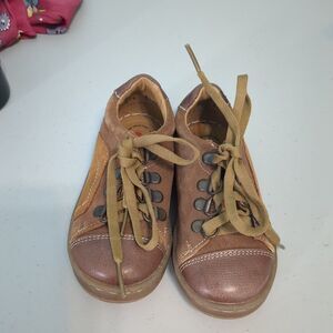 Dogi Outdoor Kids Shoes brown leather boys 9